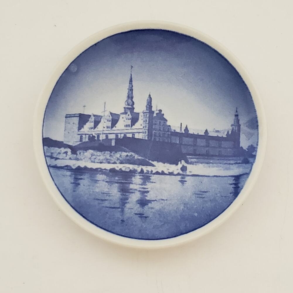 Vintage Kronberg Castle Miniature Plate Denmark Blue White Mini Danish Delft 3"